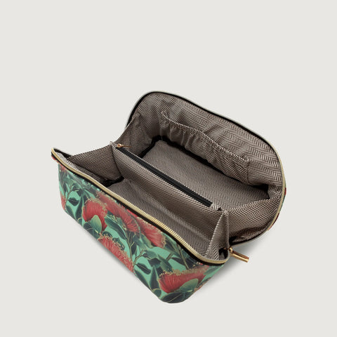 Geraldine Toiletry Bag - Pōhutukawa