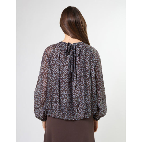 Lou Blouse, Caffelune