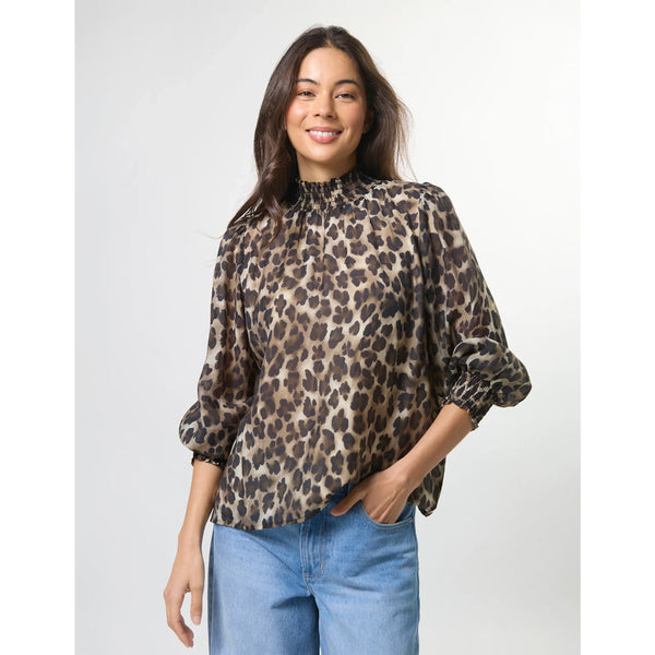 Sylvie Blouse, Leopardess
