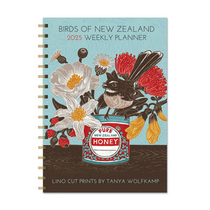 Birds of New Zealand Weekly Planner 2025