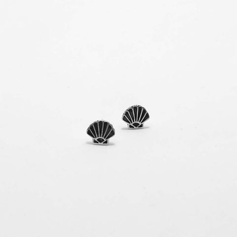 Some Stamped Clam Studs s/s